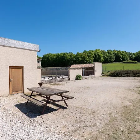 Le Moulin Aux Lavandes
